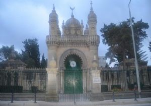 ‘Türk Tarihine kilit vurulmuş..'